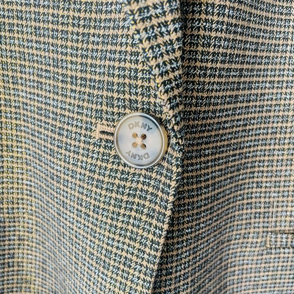 DKNY Women's Tan Blazer - Picture 4 of 9